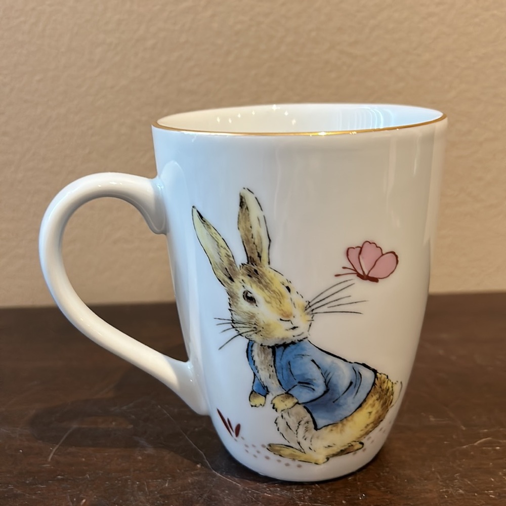 Beatrix Potter Peter Rabbit Bunny Easter Set of 2 Collectible Mugs Gold Rim - Picture 3 of 5